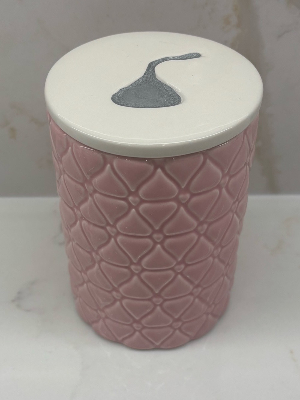 Hershey’s Kisses Fitz and Floyd Pink Heart Quilted Canister Silver Kiss Accent